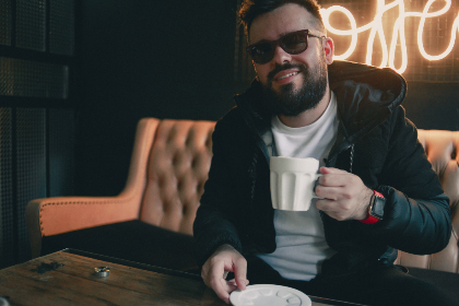 pg电子官方直营站：安全可靠的在线娱乐平台选择